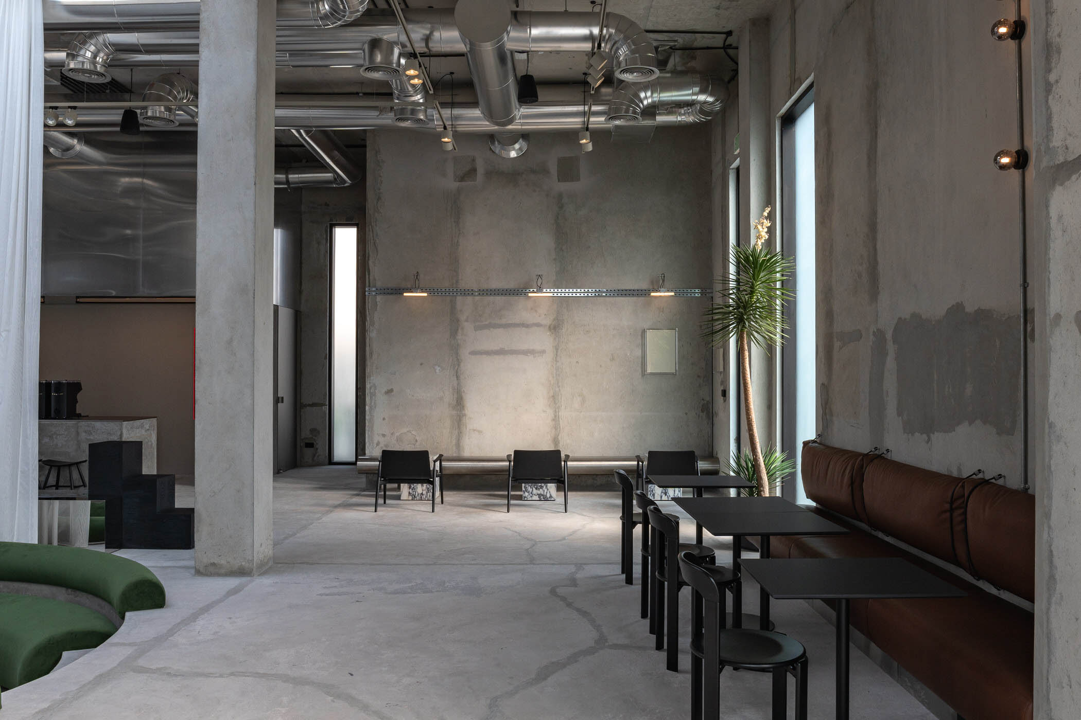 咖啡店設計,咖啡店設計案例,咖啡店設計方案,shell+core,迪拜,咖啡店裝修,Koncrete,咖啡館,複合空間