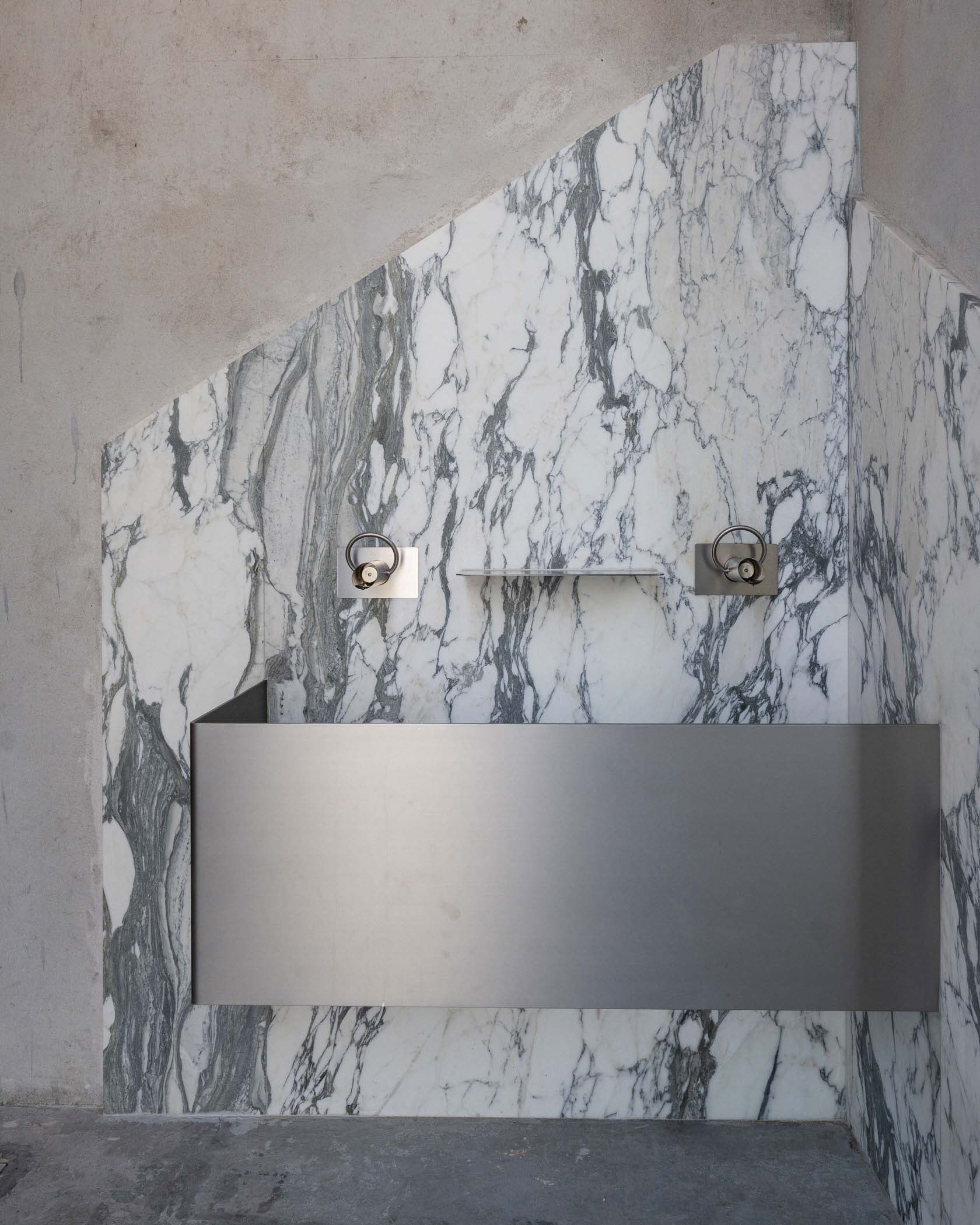 咖啡店設計,咖啡店設計案例,咖啡店設計方案,shell+core,迪拜,咖啡店裝修,Koncrete,咖啡館,複合空間