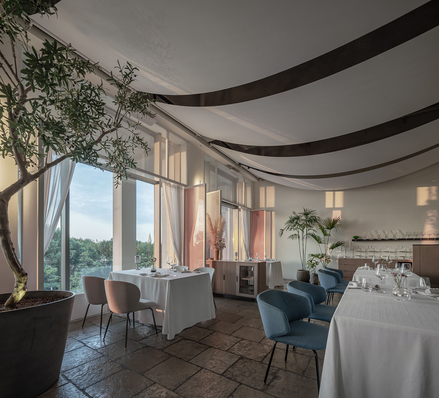 餐廳設計,休閑餐廳設計,餐廳裝修,餐廳設計案例,餐廳設計方案,法式餐廳設計,西餐廳設計,BLG法式餐廳秦皇島海碧台店,秦皇島,天作空間設計