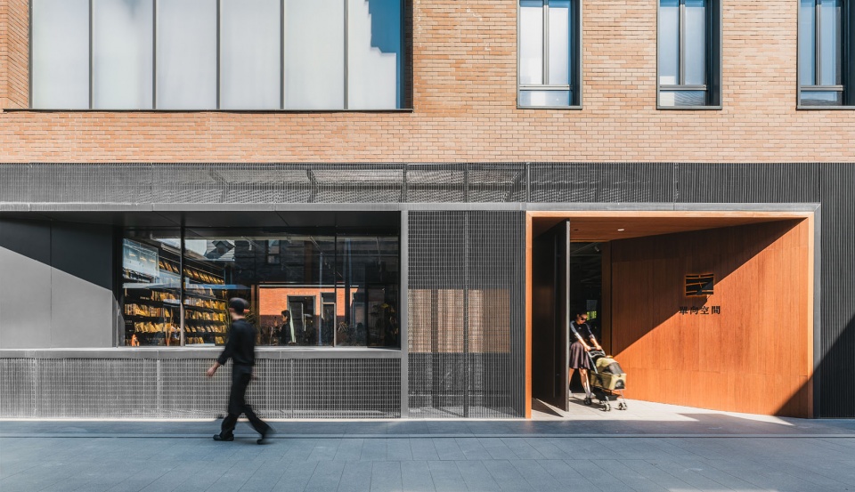 酒館設計,酒館設計案例,現代風格酒館設計,書店設計,書店設計案例,書店裝修,書店酒館,北京檀穀單向空間及十三邀小酒館,北京,BUZZ莊子玉工作室