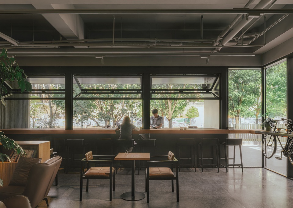 酒館設計,酒館設計案例,現代風格酒館設計,書店設計,書店設計案例,書店裝修,書店酒館,北京檀穀單向空間及十三邀小酒館,北京,BUZZ莊子玉工作室