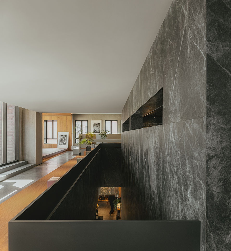 酒館設計,酒館設計案例,現代風格酒館設計,書店設計,書店設計案例,書店裝修,書店酒館,北京檀穀單向空間及十三邀小酒館,北京,BUZZ莊子玉工作室