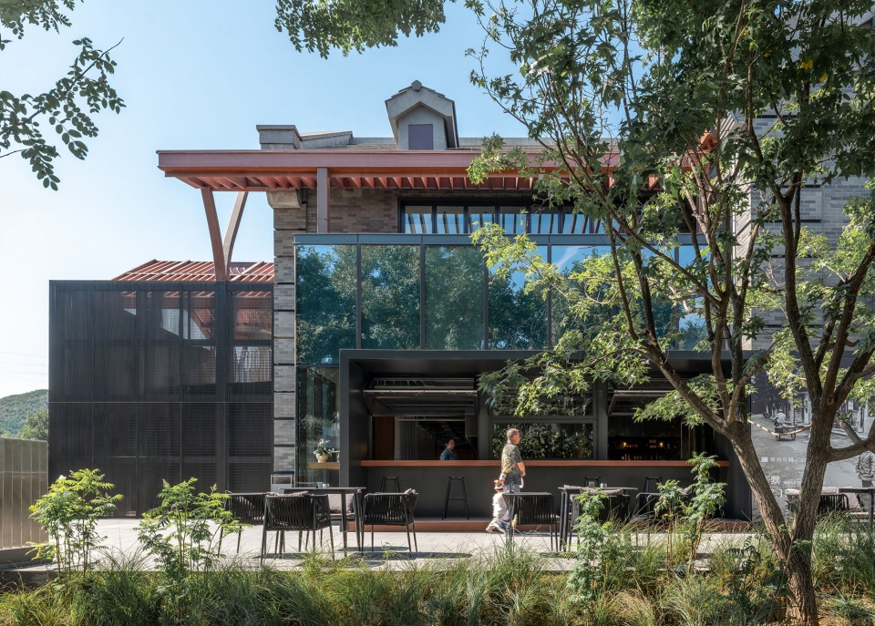 酒館設計,酒館設計案例,現代風格酒館設計,書店設計,書店設計案例,書店裝修,書店酒館,北京檀穀單向空間及十三邀小酒館,北京,BUZZ莊子玉工作室