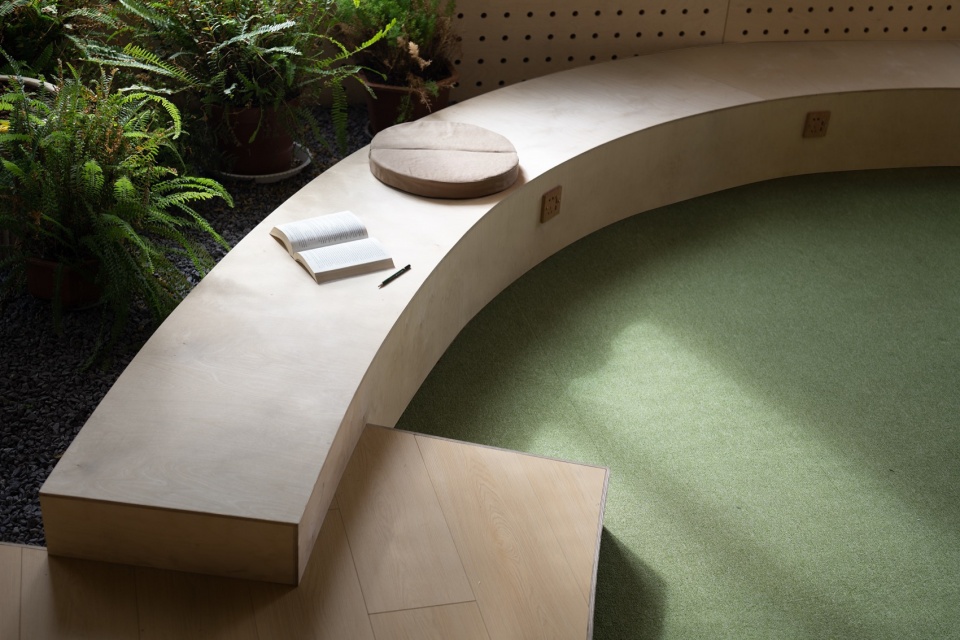 圖書館設計,學校圖書館設計,圖書室設計,校園圖書室設計,校園圖書館,圖書館設計案例,圖書館設計方案,福建福州時間的河,福建福州,十上設計