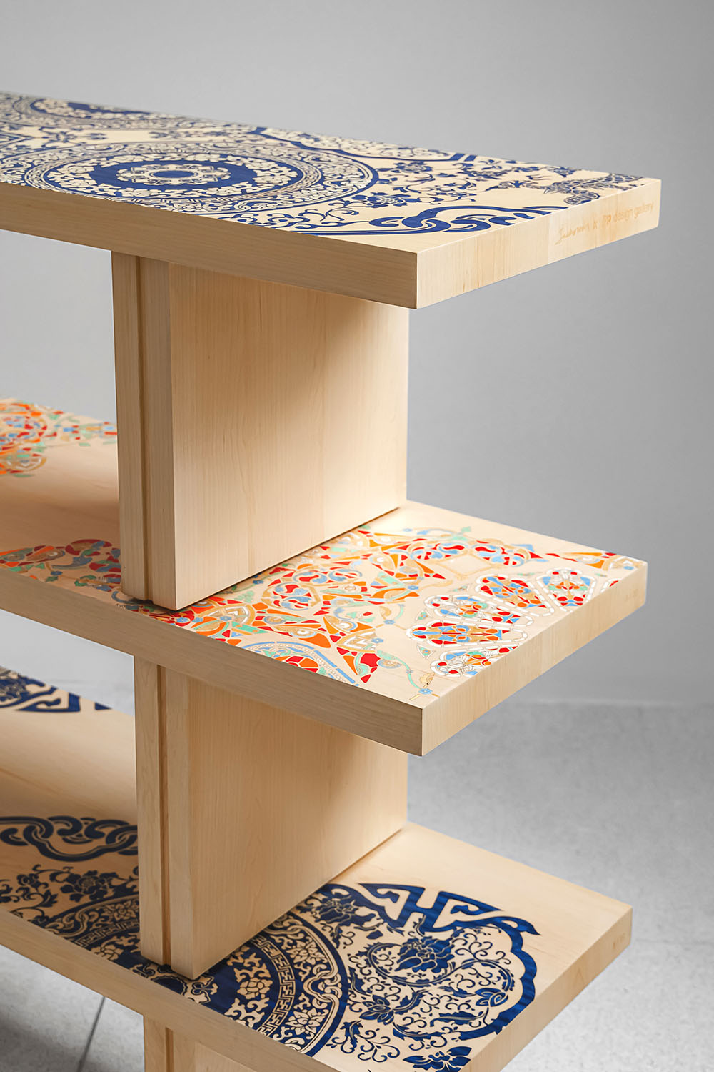 家具設計,藝術家具設計,家具設計案例,藝術品家具,藝術長凳,深圳,萬象與留白,融合萬象的功能性藝術家具,異開設計,泡泡藝廊