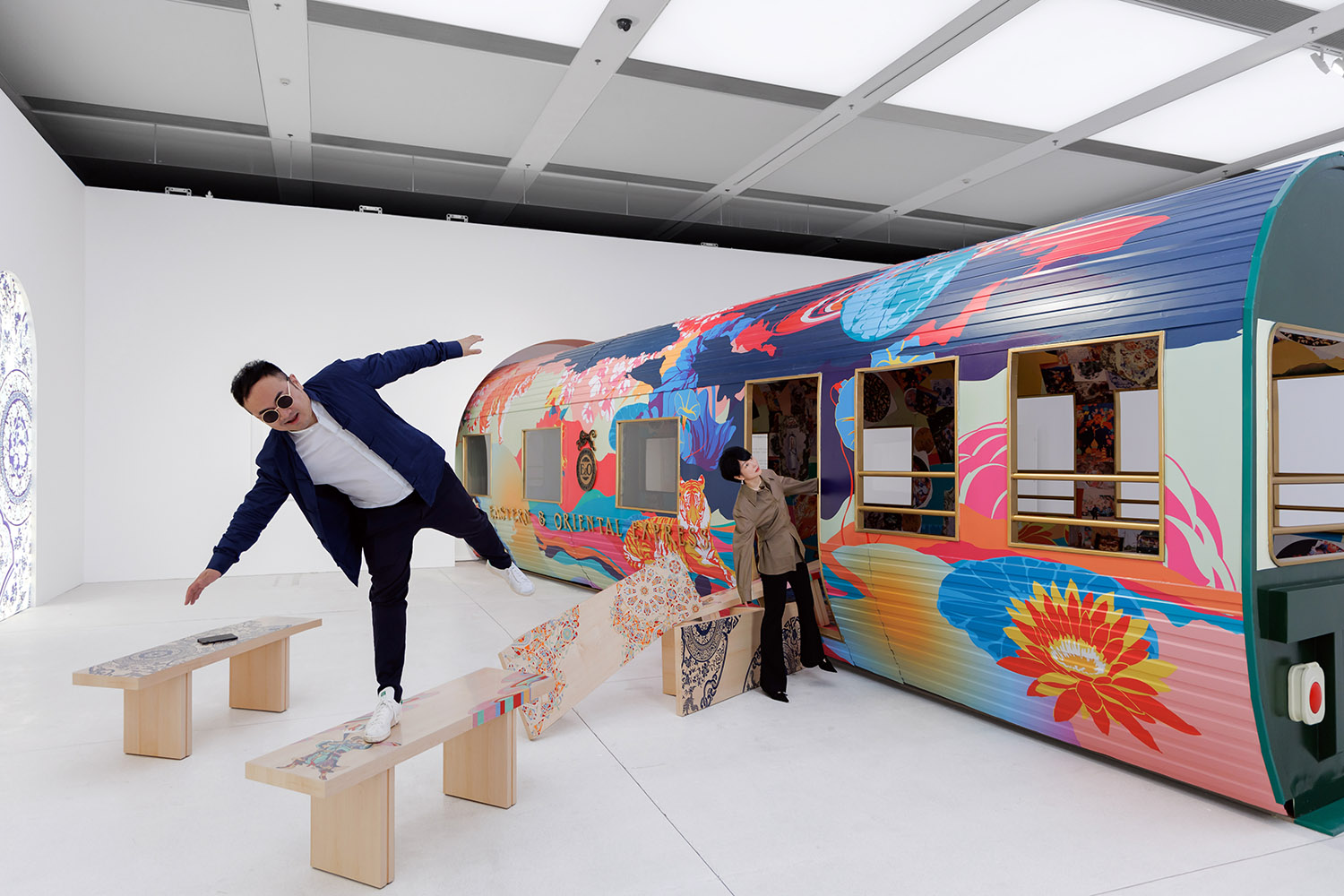 家具設計,藝術家具設計,家具設計案例,藝術品家具,藝術長凳,深圳,萬象與留白,融合萬象的功能性藝術家具,異開設計,泡泡藝廊