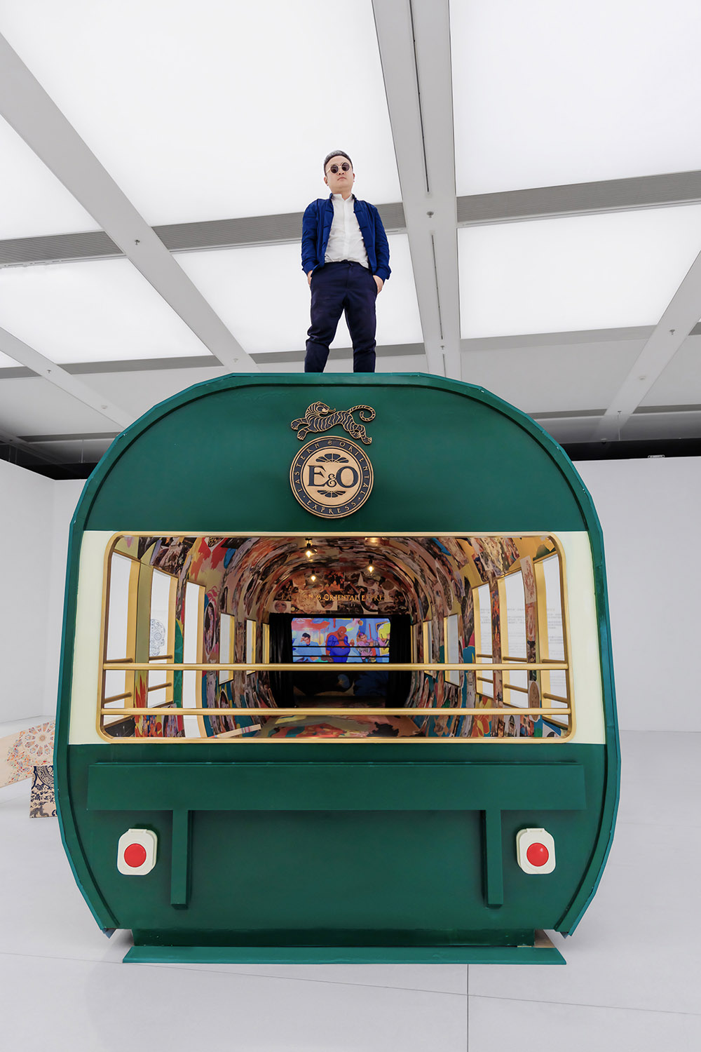 家具設計,藝術家具設計,家具設計案例,藝術品家具,藝術長凳,深圳,萬象與留白,融合萬象的功能性藝術家具,異開設計,泡泡藝廊