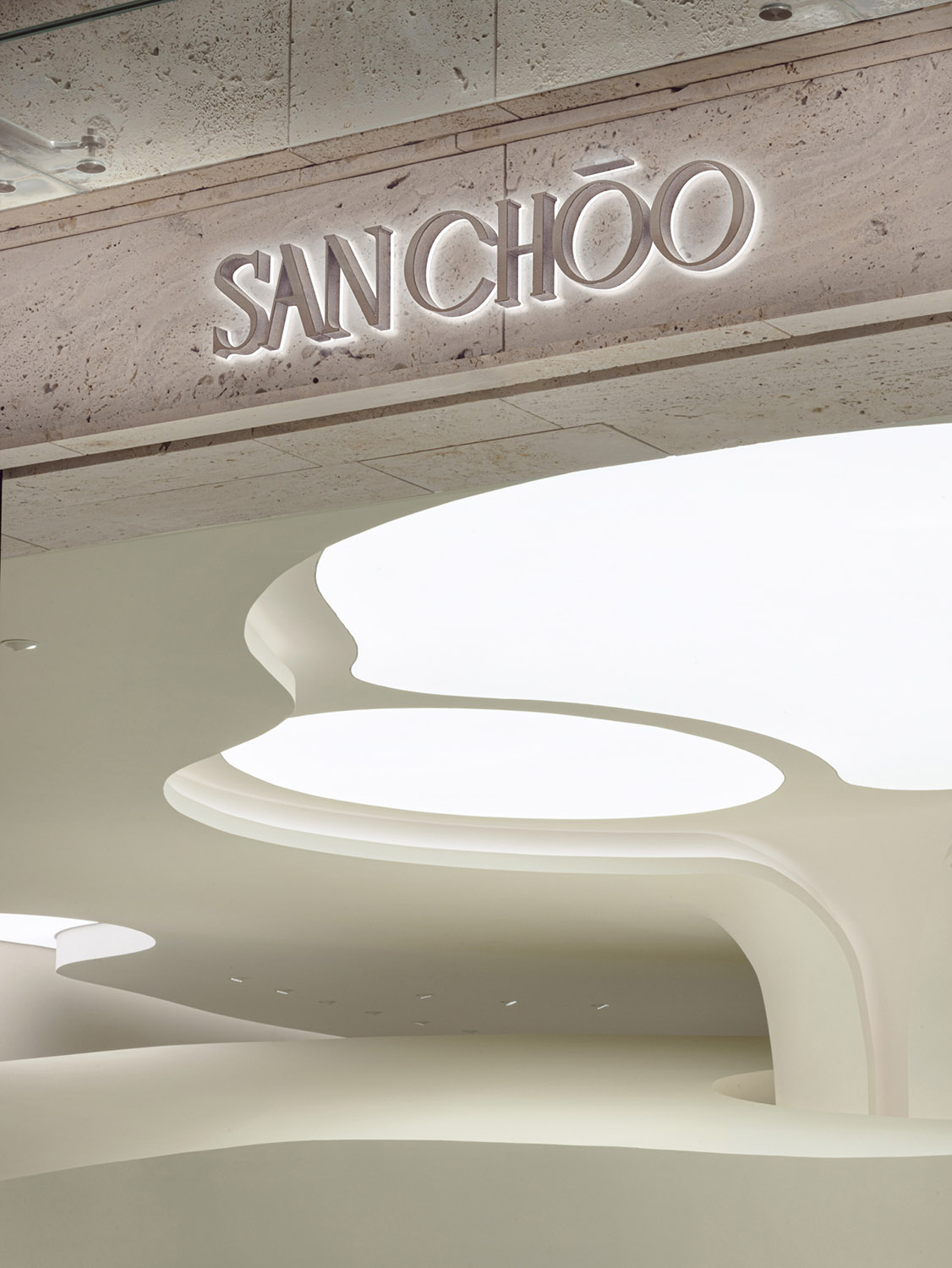 買手店設計,設計師買手店,服裝買手店設計,商業空間設計,時裝店設計,零售店設計,買手店設計案例,武漢,SANCHOO設計師買手店,ATMOSPHERE氣象建築