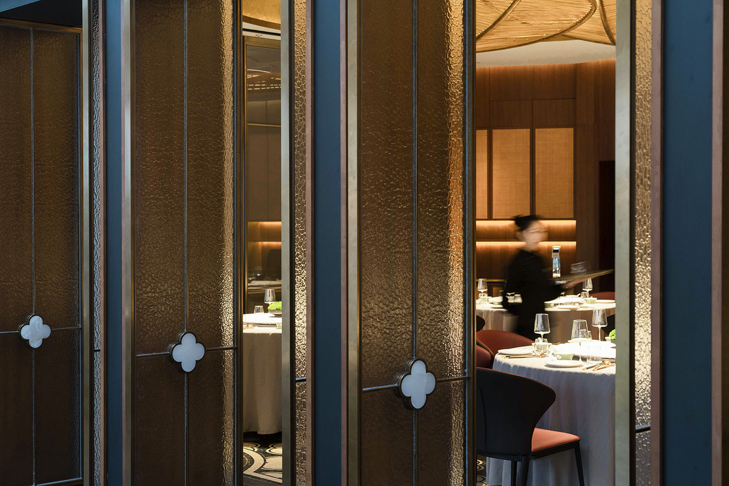 餐廳設計,休閑廳設計,餐廳裝修,餐廳設計案例,餐廳設計方案,高檔餐廳設計,川菜餐廳設計,重慶,重慶山茶四季燈火繁華處造就一方靜謐之地,雨樹設計