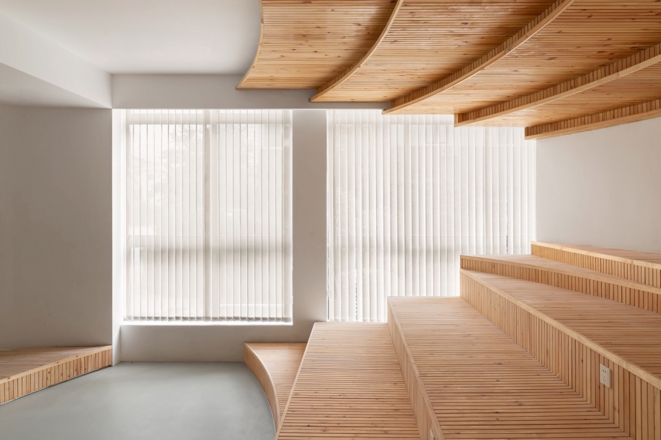 咖啡廳設計,開放式咖啡廳設計,商店設計,咖啡廳設計案例,咖啡廳設計方案,多功能空間設計,路演空間,上海屋簷之下,上海,直距建築設計