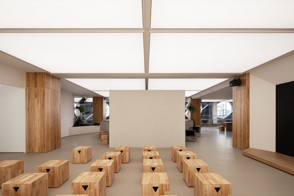 咖啡廳設計,開放式咖啡廳設計,商店設計,咖啡廳設計案例,咖啡廳設計方案,多功能空間設計,路演空間,上海屋簷之下,上海,直距建築設計