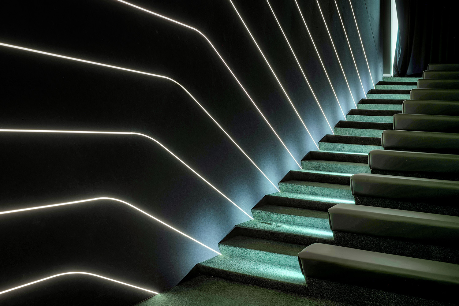 辦公室設計,辦公室裝修,辦公室設計案例,辦公室設計方案,科技公司辦公室設計,展廳設計,科技公司展廳設計,開放式辦公室設計,研發大樓,溫州鐵楓堂研發大樓,形勢建築