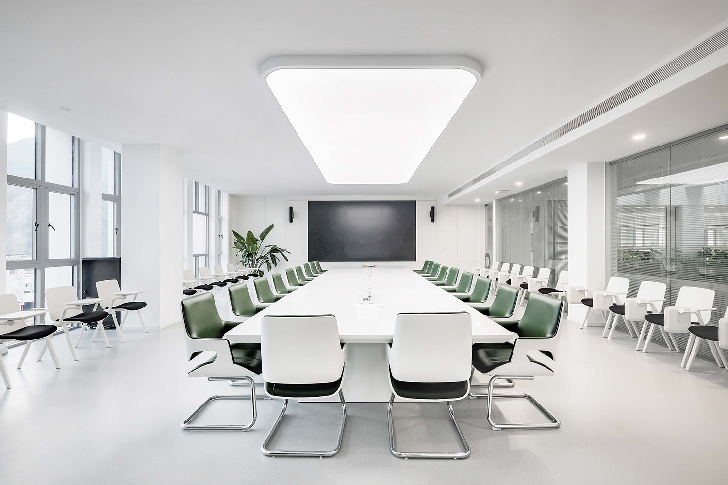 辦公室設計,辦公室裝修,辦公室設計案例,辦公室設計方案,科技公司辦公室設計,展廳設計,科技公司展廳設計,開放式辦公室設計,研發大樓,溫州鐵楓堂研發大樓,形勢建築