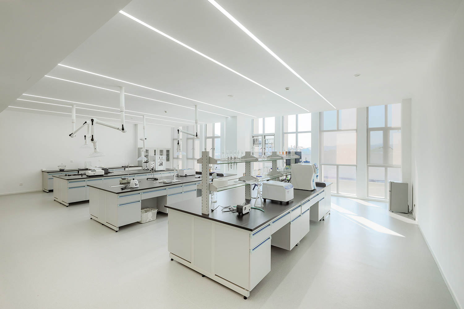 辦公室設計,辦公室裝修,辦公室設計案例,辦公室設計方案,科技公司辦公室設計,展廳設計,科技公司展廳設計,開放式辦公室設計,研發大樓,溫州鐵楓堂研發大樓,形勢建築