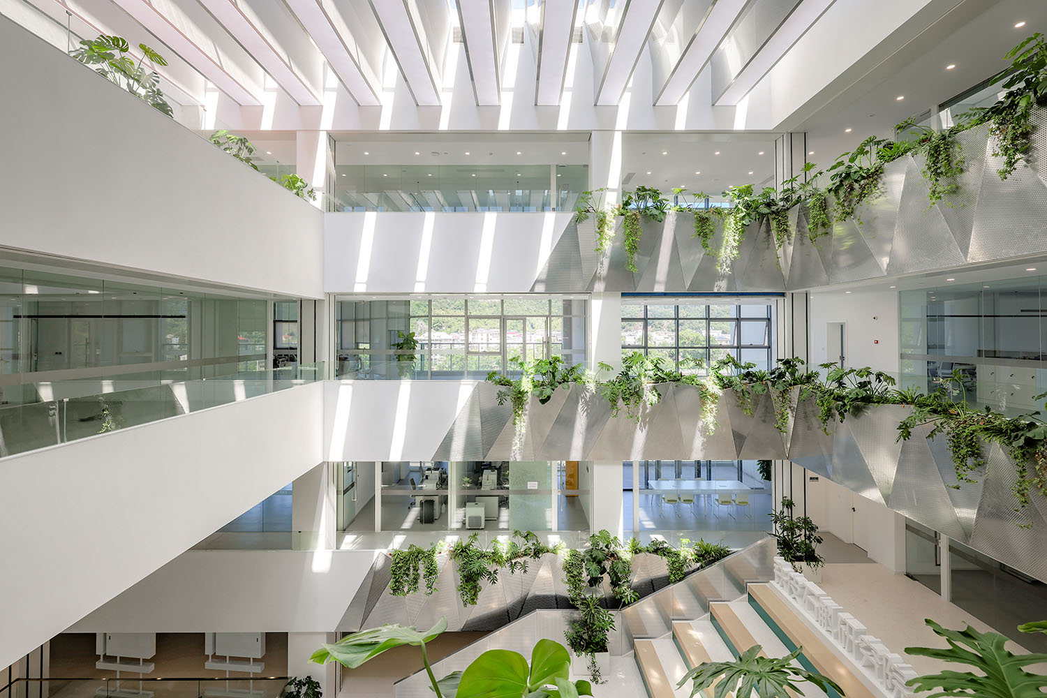 辦公室設計,辦公室裝修,辦公室設計案例,辦公室設計方案,科技公司辦公室設計,展廳設計,科技公司展廳設計,開放式辦公室設計,研發大樓,溫州鐵楓堂研發大樓,形勢建築