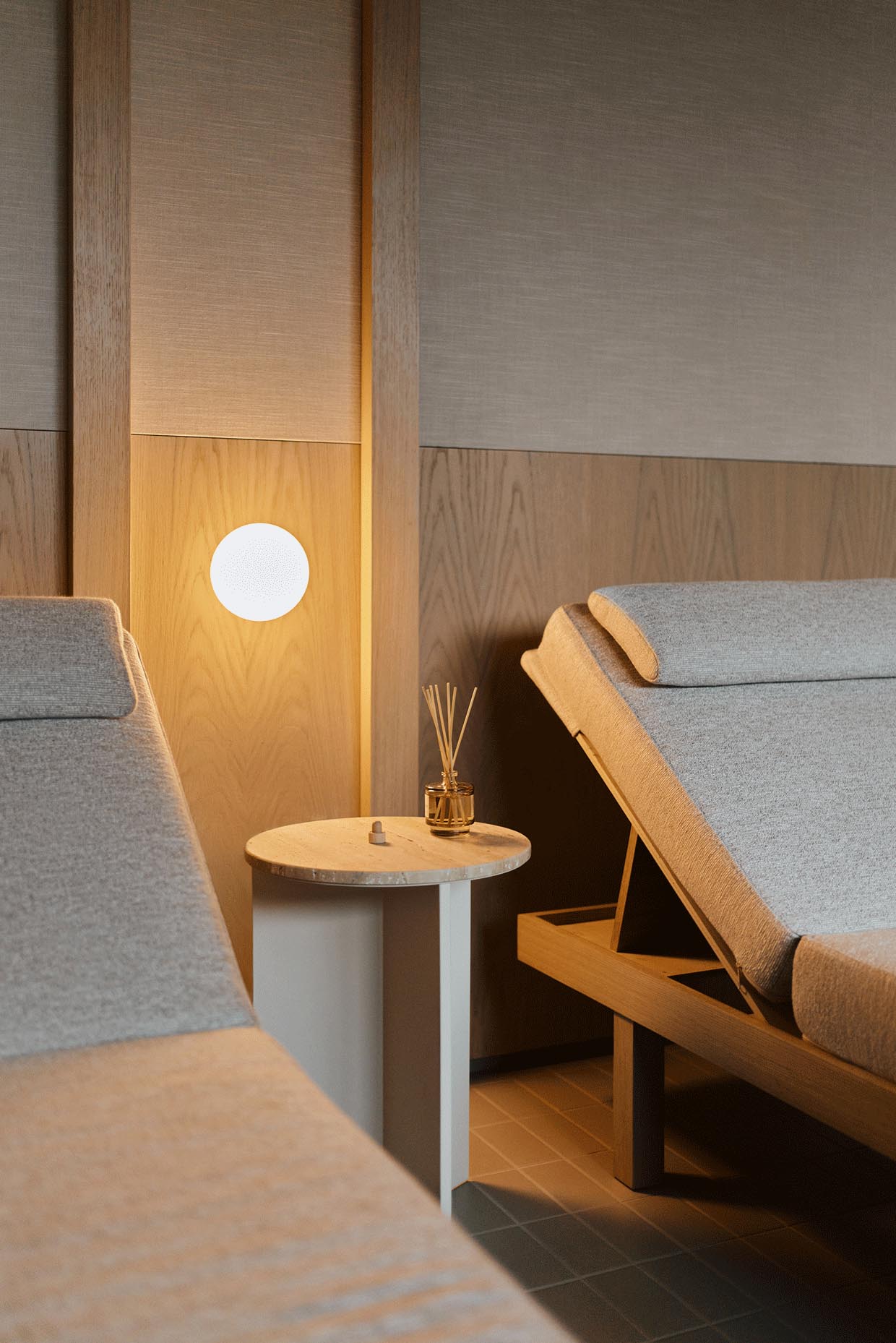 Akurat & PB/Studio,荷蘭,微水泥,極簡主義,酒店公寓設計案例,原木色,海濱酒店公寓