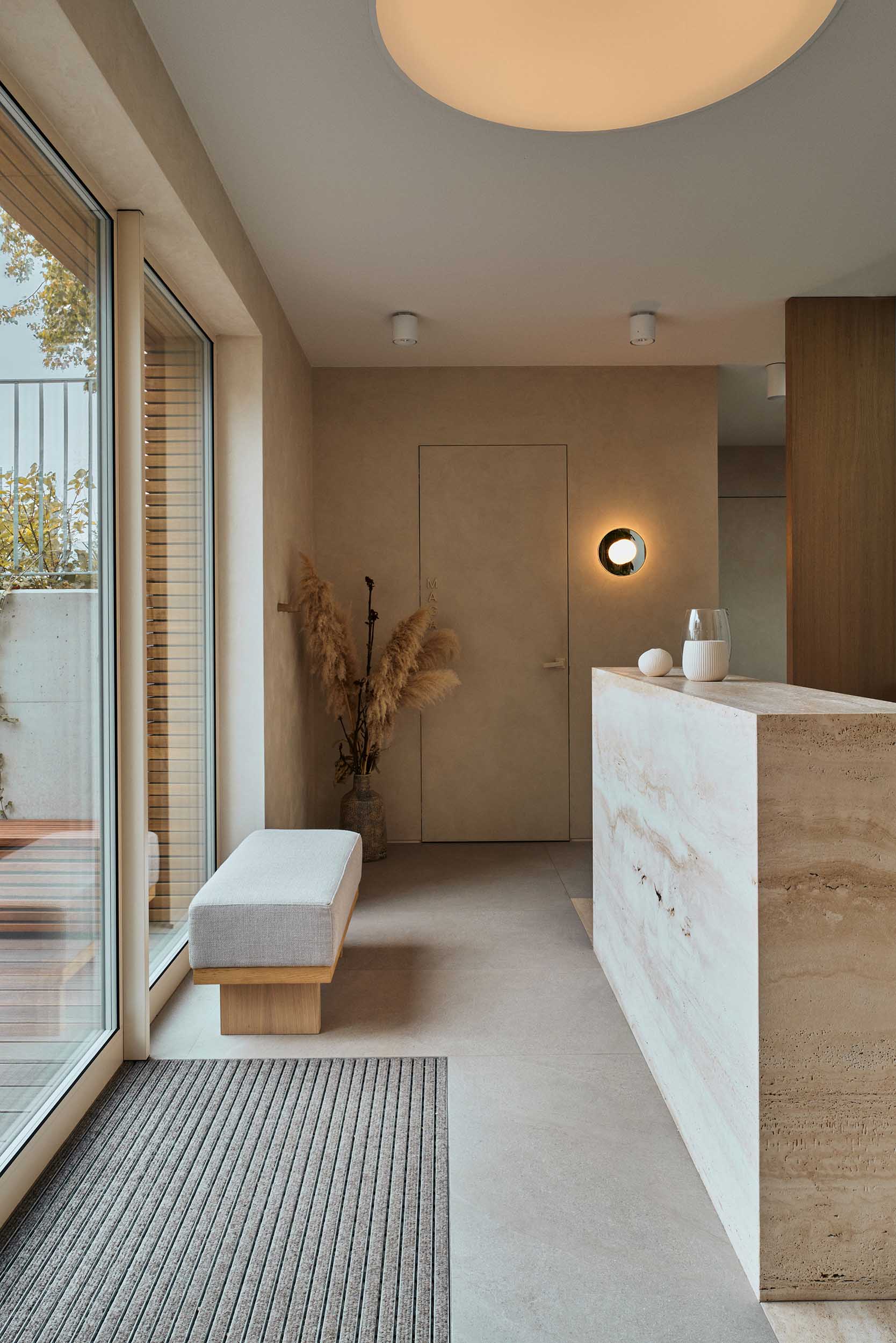 Akurat & PB/Studio,荷蘭,微水泥,極簡主義,酒店公寓設計案例,原木色,海濱酒店公寓