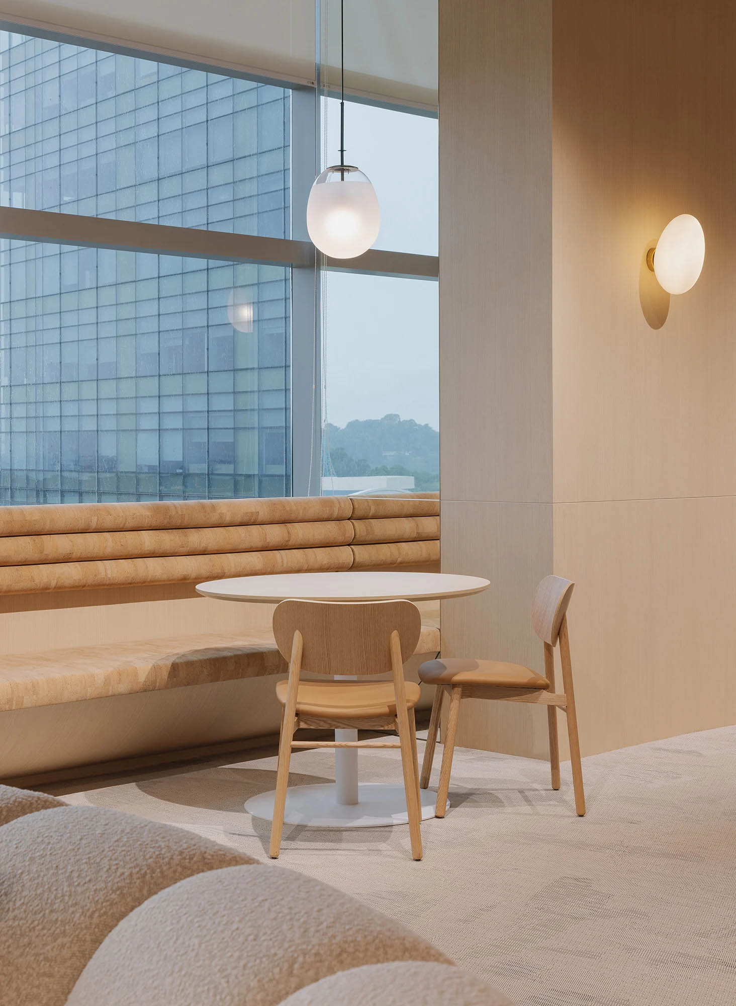 辦公室設計,辦公空間設計,辦公室設計案例,辦公室裝修,Bean Buro,國外辦公室設計案例,Best World,西班牙,新加坡,護膚和健康品牌辦公室