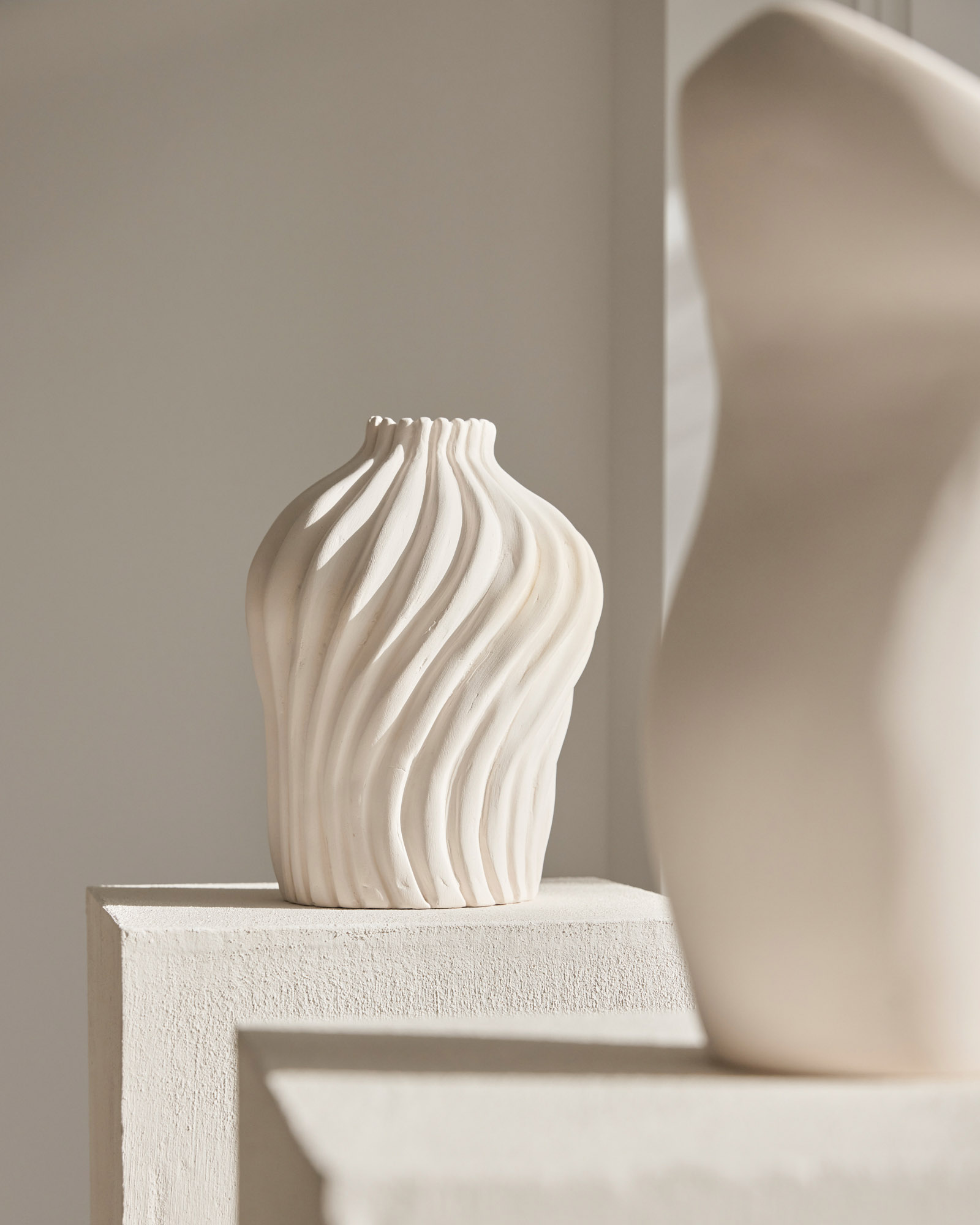 精品店設計,服裝店設計,INN. STUDIO,Comunete服裝店,Maximale,服裝店設計方案,服裝店設計案例,極簡主義,極簡風格服裝店