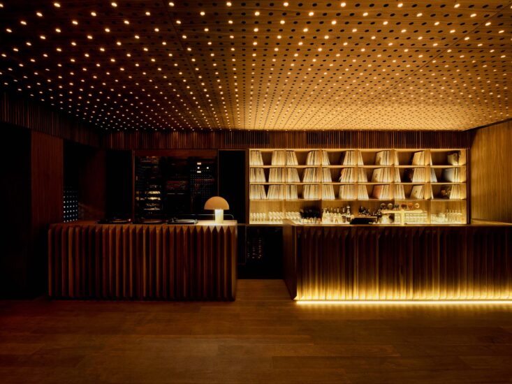 Dion Hall | 墨爾本黑膠唱片音樂酒吧