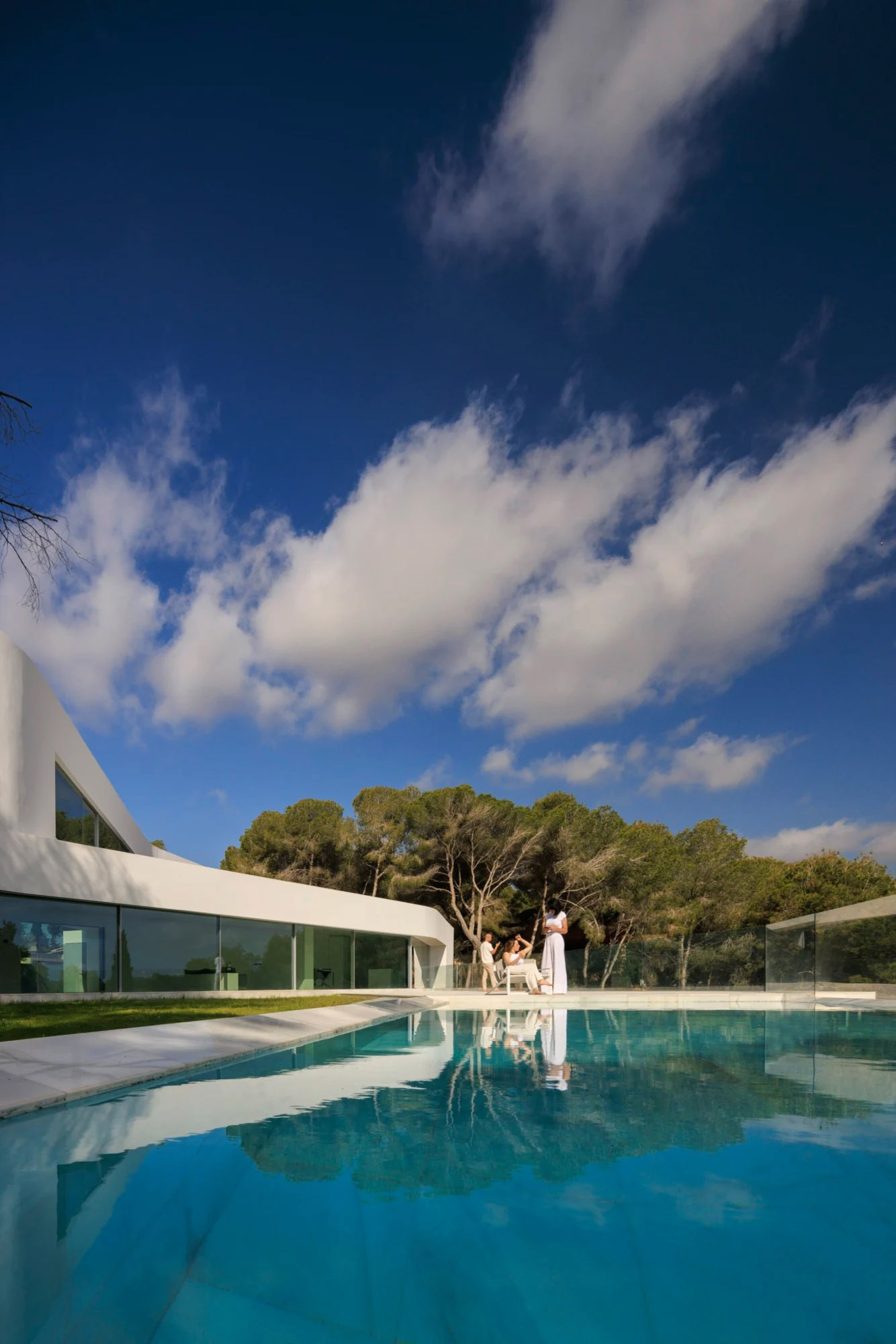 Fran Silvestre Arquitectos,別墅設計案例,別墅設計方案,海景別墅,西班牙,景觀別墅,極簡主義,極簡風格