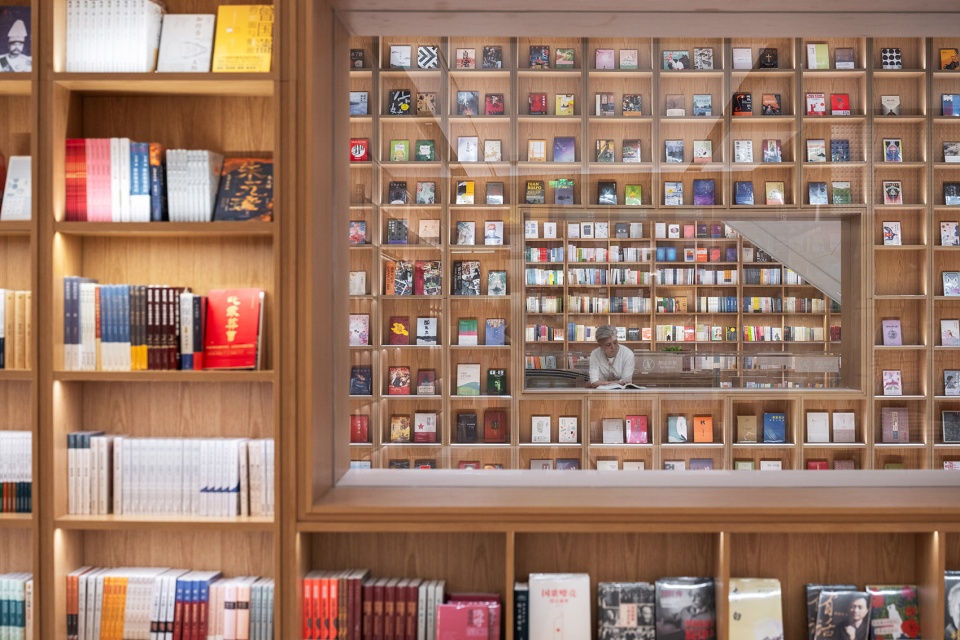 書店設計,書店設計案例,書店設計方案,書店裝修,書店改造,上海,上海書城改造設計,書店零售店,Wutopia Lab,俞挺