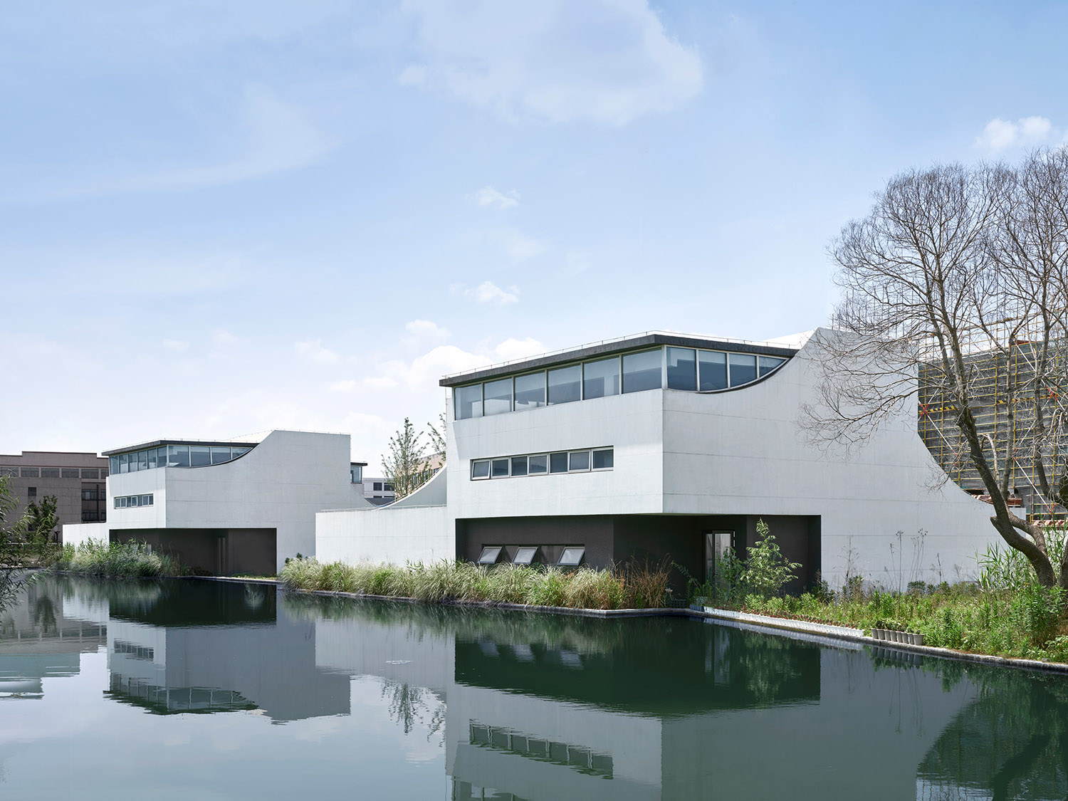 建築設計,園區建築設計,辦公室設計,工業園區建築設計,工廠設計,研發空間設計,辦公園區設計,服裝公司辦公總部設計,浙江紹興巴魯特總部,大犬建築