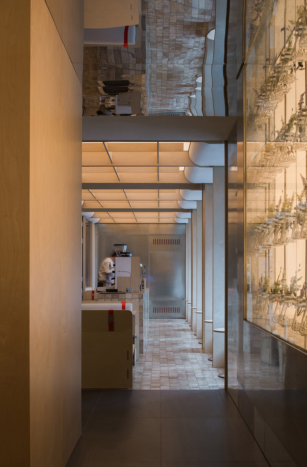 酒吧設計,酒吧設計方案,酒吧設計案例,日咖夜酒空間設計,酒吧裝修,現代風格酒吧設計,河北崇禮,CANG倉41雪場下的庇護所,JUMGO漿果創意