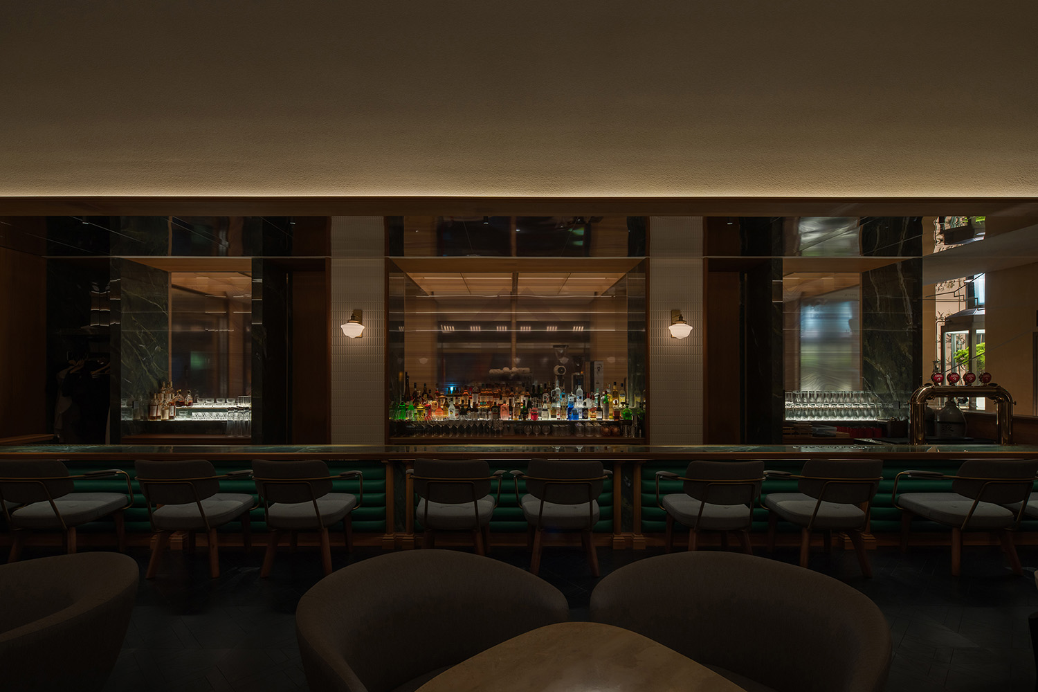 酒吧設計,酒吧設計方案,酒吧設計案例,日咖夜酒空間設計,酒吧裝修,現代風格酒吧設計,河北崇禮,CANG倉41雪場下的庇護所,JUMGO漿果創意