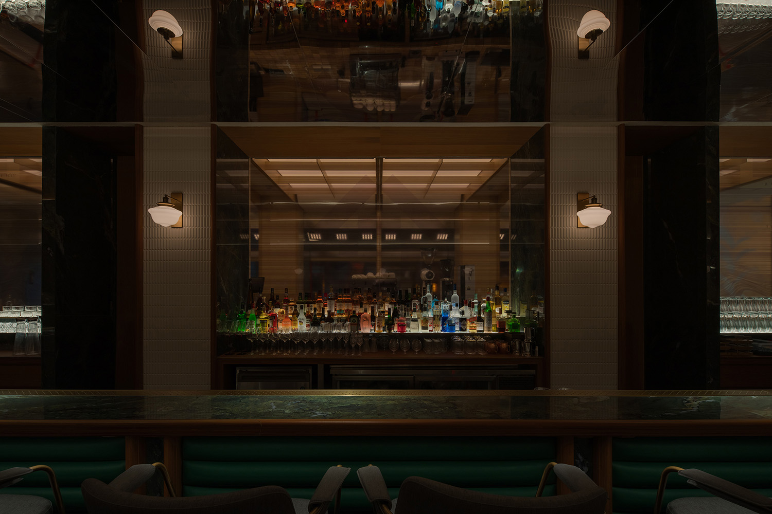 酒吧設計,酒吧設計方案,酒吧設計案例,日咖夜酒空間設計,酒吧裝修,現代風格酒吧設計,河北崇禮,CANG倉41雪場下的庇護所,JUMGO漿果創意