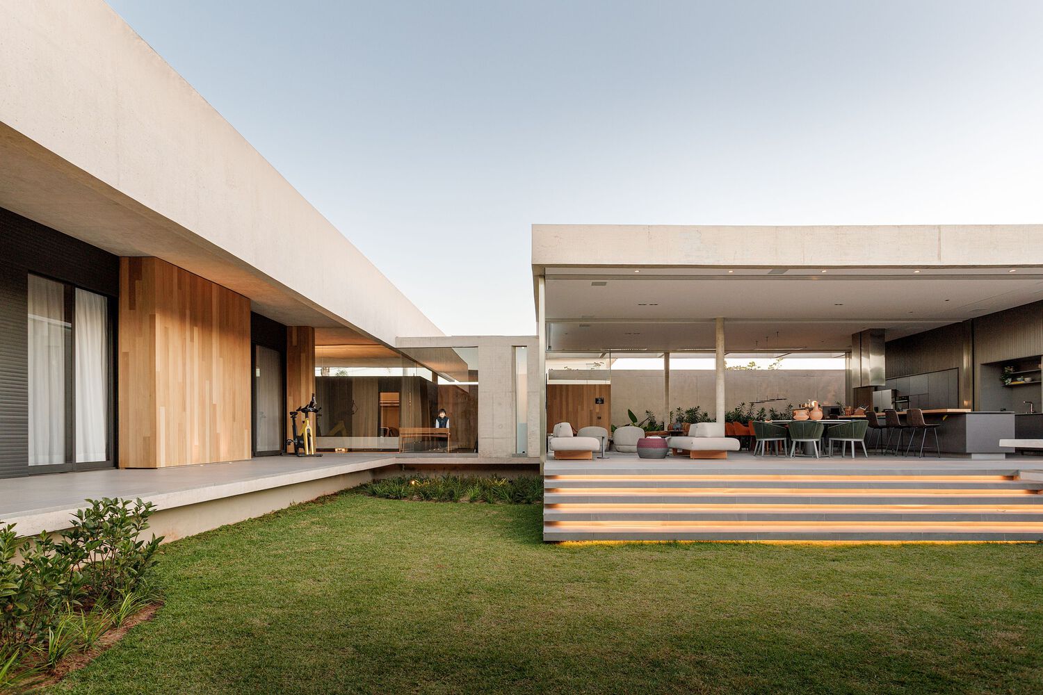 Caracho Arquitetos,別墅設計案例,別墅設計,別墅設計方案,開放式別墅,平層別墅,庭院別墅,400㎡,巴西