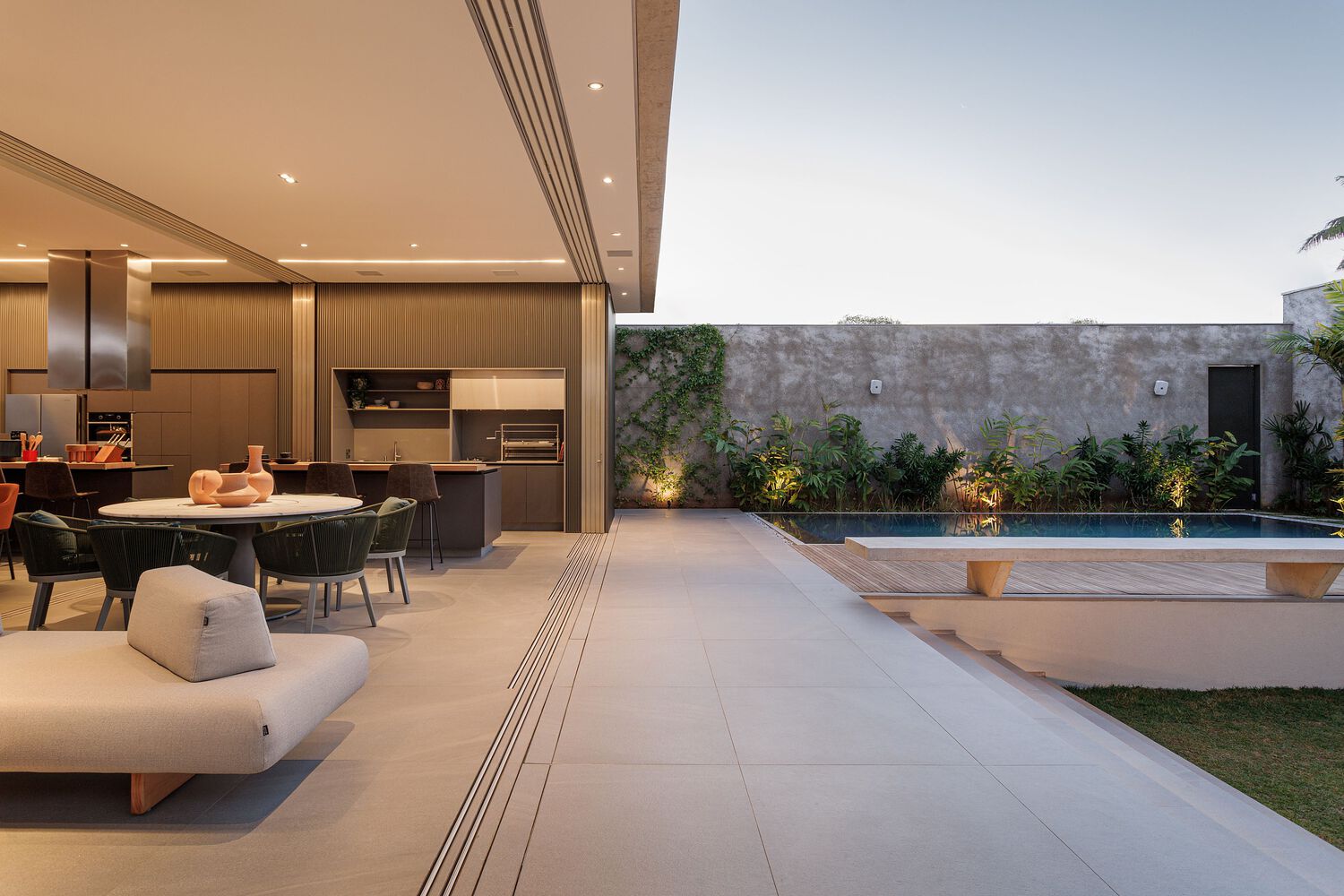 Caracho Arquitetos,別墅設計案例,別墅設計,別墅設計方案,開放式別墅,平層別墅,庭院別墅,400㎡,巴西