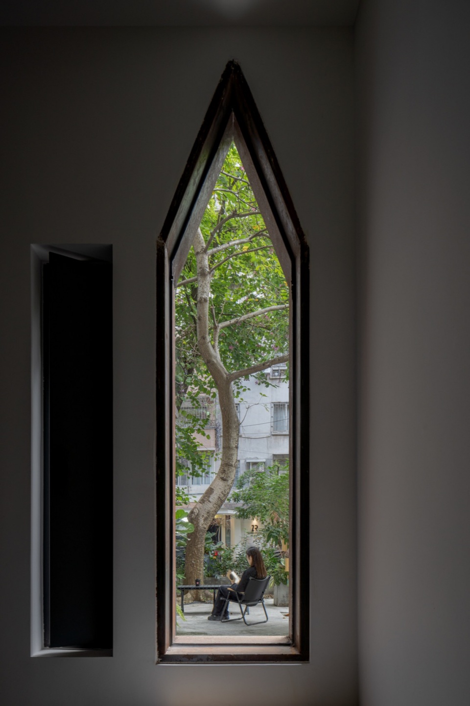 辦公室設計,辦公室設計案例,設計公司辦公室設計,工作室設計,辦公室設計方案,廣州懷舊的未來,廣州,黑白木設計