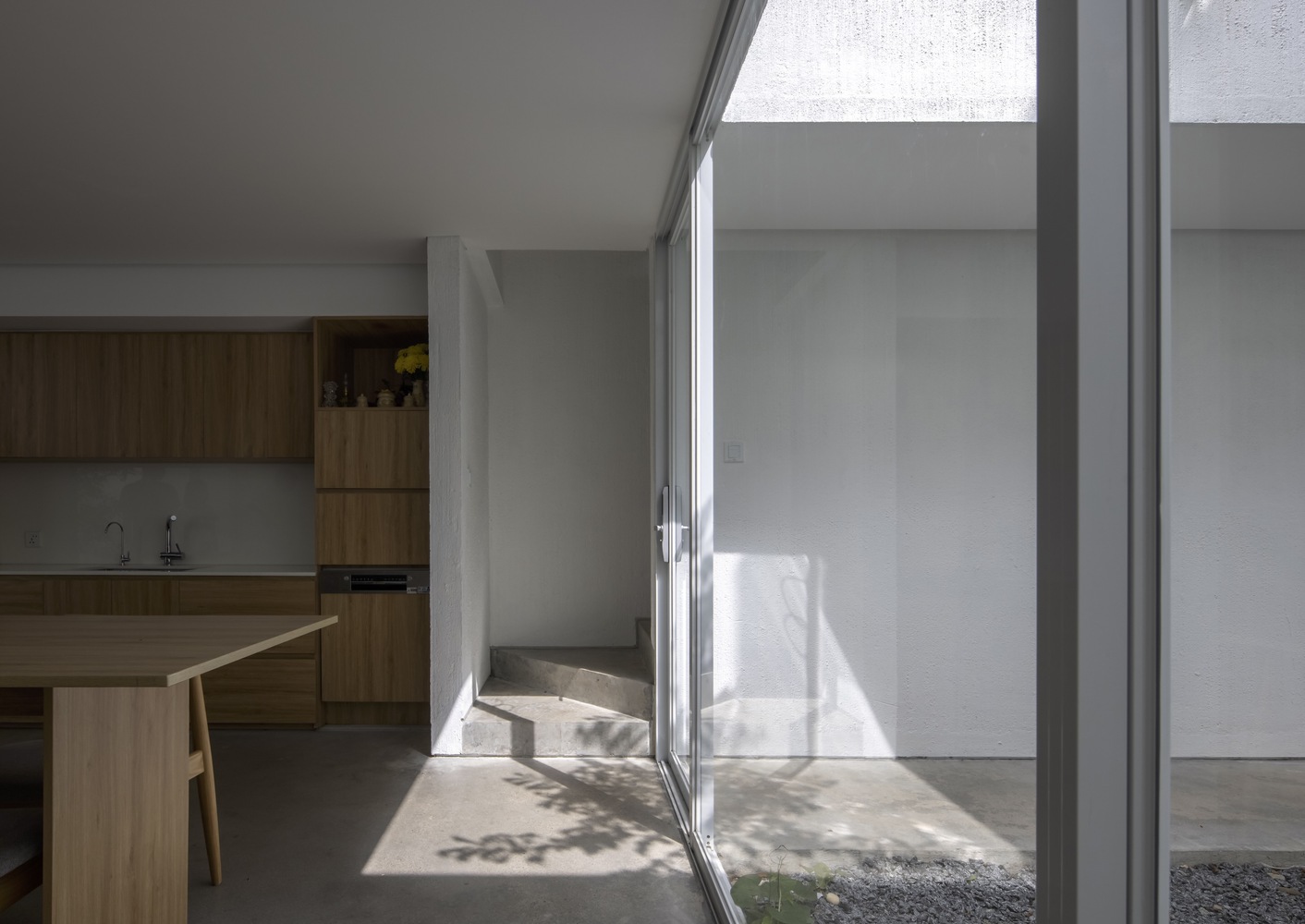 HH Studio,越南,別墅設計案例,別墅設計,204㎡,別墅裝修效果圖,庭院別墅,極簡主義,極簡風格別墅