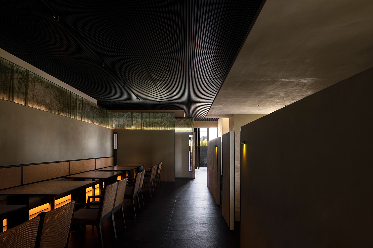 餐廳設計,主題菜餐廳設計,高檔餐廳設計,餐廳設計案例,餐廳設計方案,北京烤鴨餐廳設計,餐廳裝修,餐廳效果圖,杭州,玖五京菜杭州城北萬象城店,艾克建築設計,謝培河