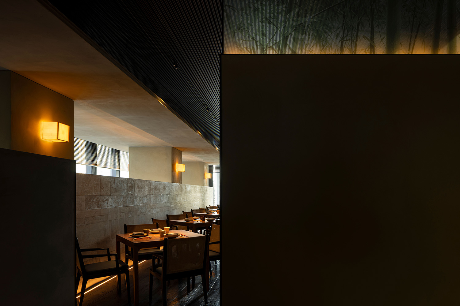 餐廳設計,主題菜餐廳設計,高檔餐廳設計,餐廳設計案例,餐廳設計方案,北京烤鴨餐廳設計,餐廳裝修,餐廳效果圖,杭州,玖五京菜杭州城北萬象城店,艾克建築設計,謝培河