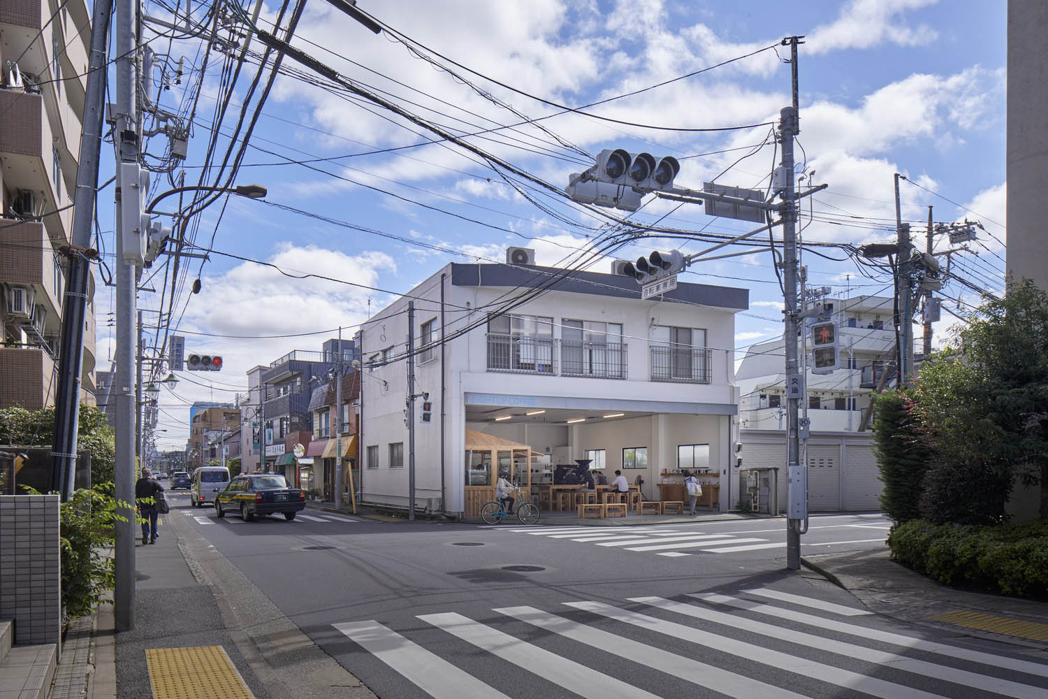 咖啡廳設計,小咖啡廳設計,Spicy Architects,咖啡廳設計案例,咖啡廳設計方案,街邊咖啡店設計,115㎡,日本,東京都,LIGHT UP COFFEE