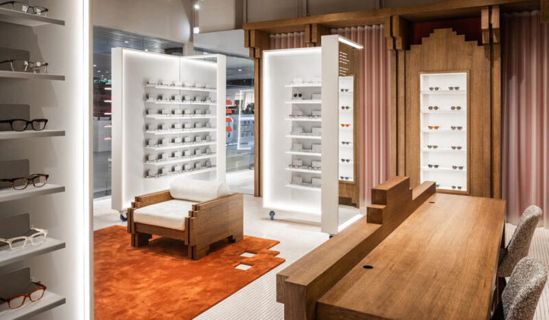 Bogdan Ciocodeica Studio | 70㎡,羅馬尼亞布加勒斯特Lunet眼鏡精品店