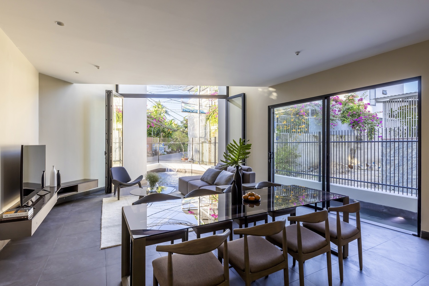 住宅設計,Pham Huu Son Architects,越南,別墅設計案例,住宅設計方案,芽莊,400㎡,別墅設計,聯排別墅