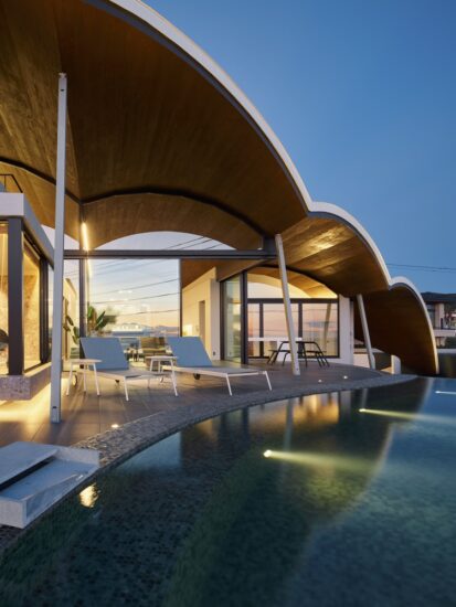 teamSTAR | 385m²,日本橫須賀秋穀海灘海景別墅