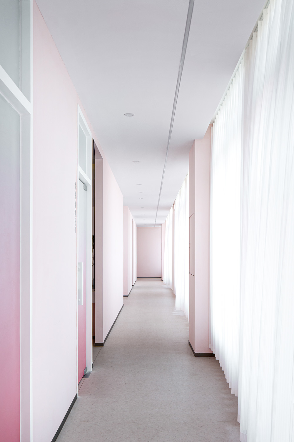 美容院設計,美容店設計,護膚店設計,美容院設計案例,醫美空間設計,醫美中心,貴州CHERRYHOUSE櫻桃家醫療美容抗衰中心,貴州,樓房花朶設計