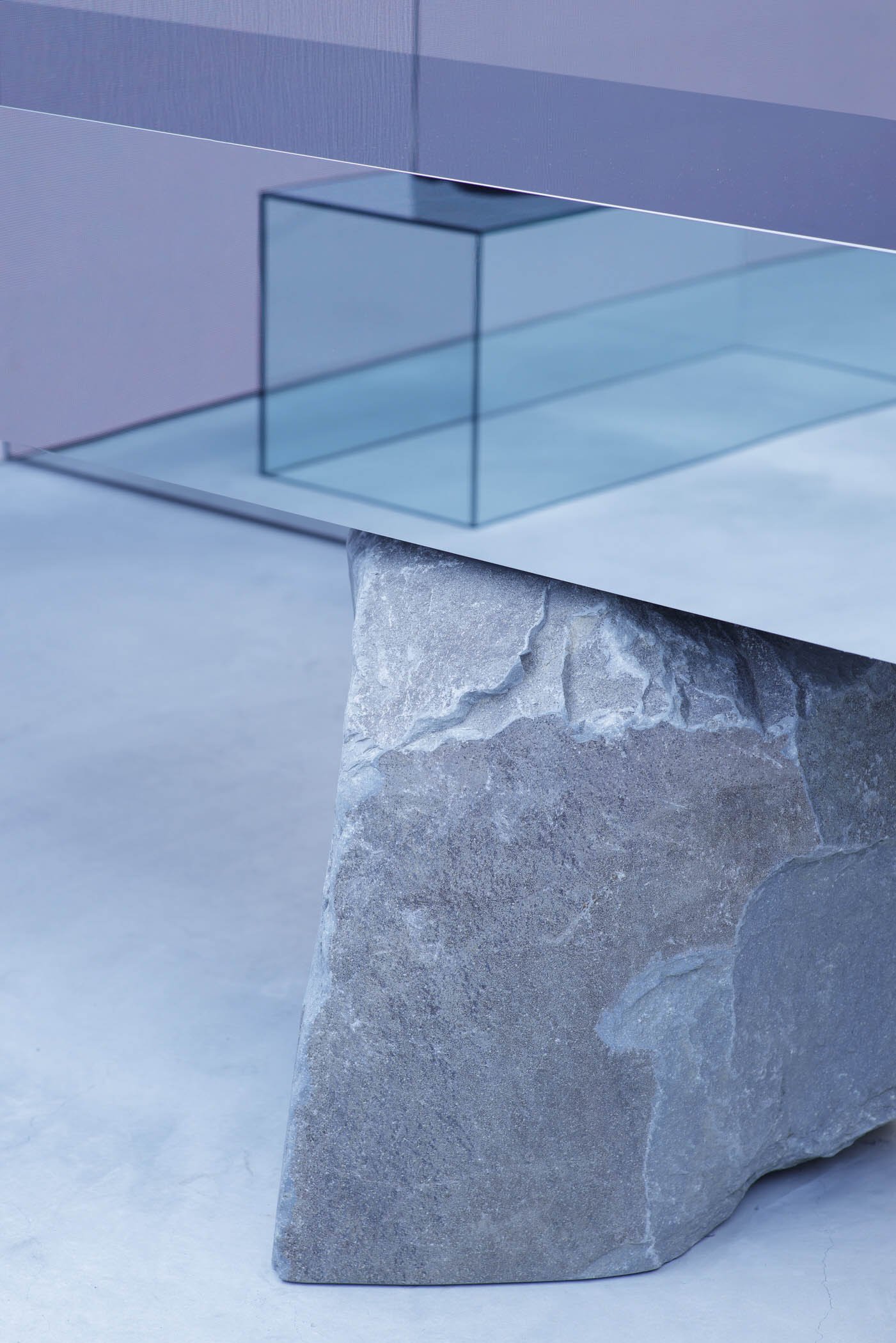 鞋店設計,國外鞋店設計,鞋店設計案例,Insideout,日本,東京,47㎡,精品鞋店,線下店設計,概念店,未來主義