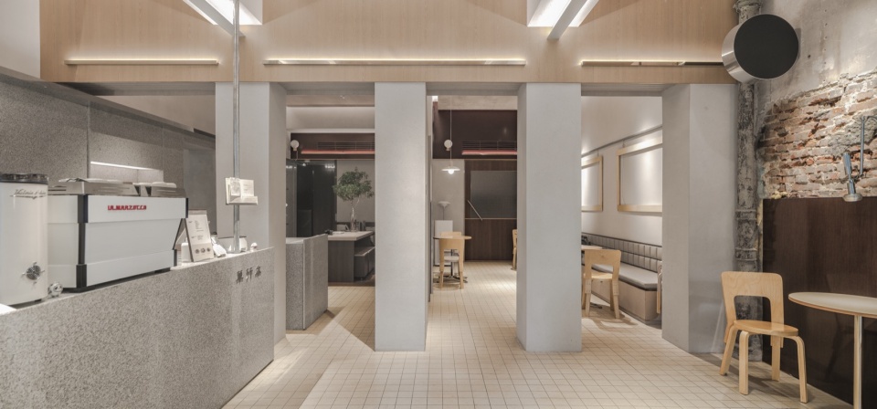 咖啡廳設計,咖啡店設計,咖啡店設計案例,酒吧設計,日咖夜酒,日咖夜酒空間設計,武漢單行本咖啡酒吧,武漢,外物WHYWOULD