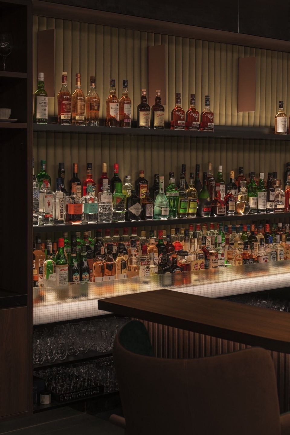 咖啡廳設計,咖啡店設計,咖啡店設計案例,酒吧設計,日咖夜酒,日咖夜酒空間設計,武漢單行本咖啡酒吧,武漢,外物WHYWOULD