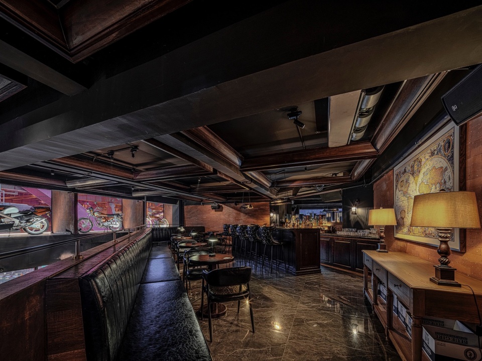 酒吧設計,主題酒吧設計,機車主題酒吧設計,酒吧設計案例,酒吧設計方案,酒吧裝修,酒吧外立麵改造,佛山順德EWclub機車主題威士忌酒吧,佛山順德,超然建築工作室