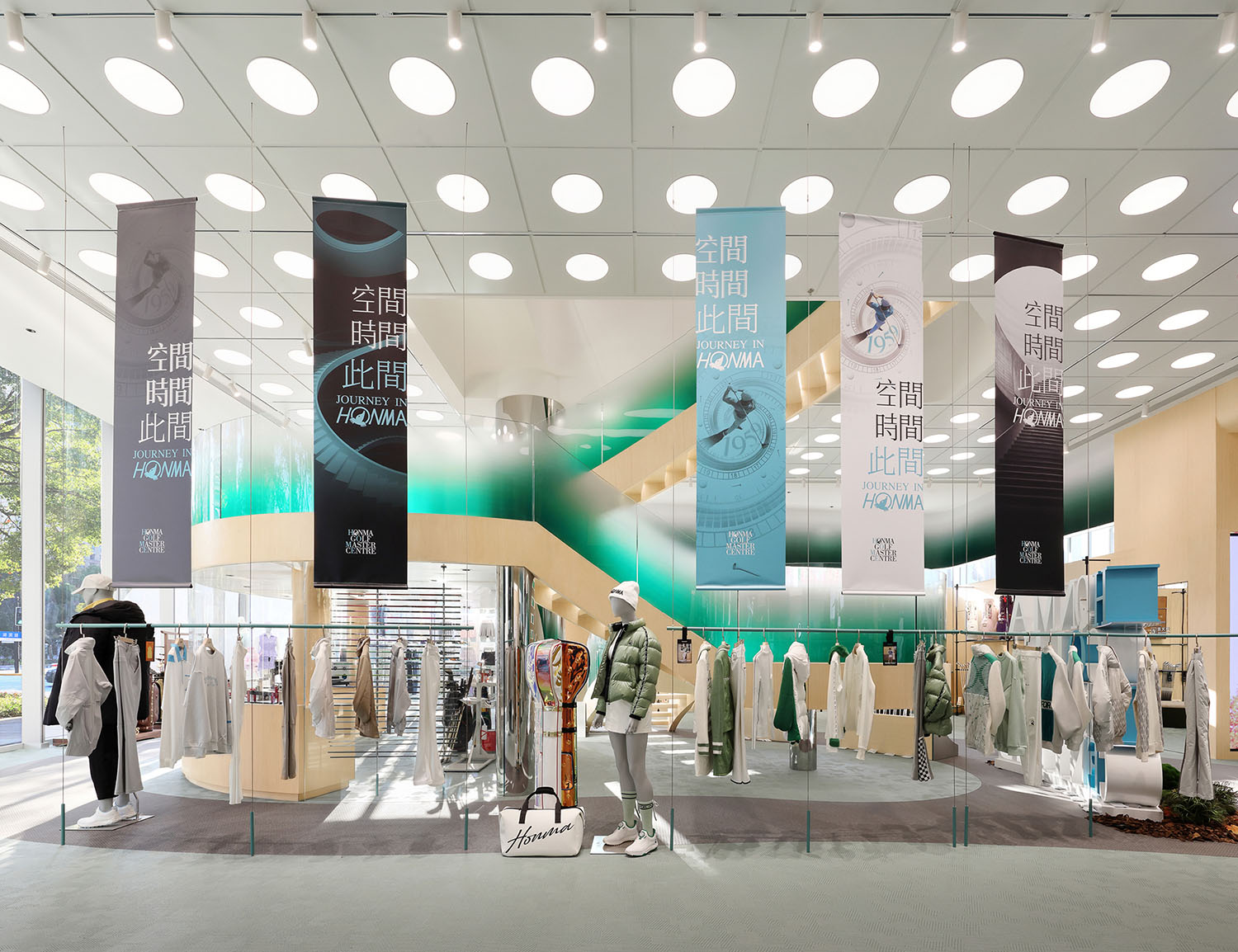 零售店設計,服裝零售店設計,服裝店設計,戶外品牌服裝零售店設計,零售店設計案例,零售店設計方案,上海HONMA之家新天地店,上海,DCDC DESIGN
