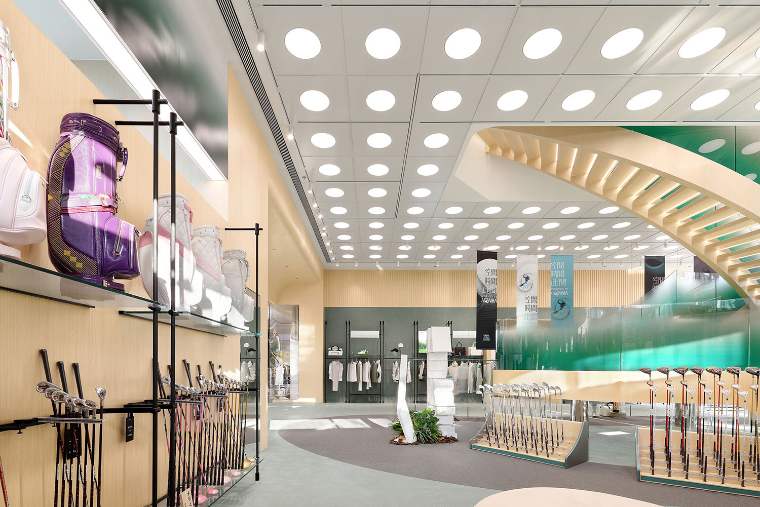 零售店設計,服裝零售店設計,服裝店設計,戶外品牌服裝零售店設計,零售店設計案例,零售店設計方案,上海HONMA之家新天地店,上海,DCDC DESIGN