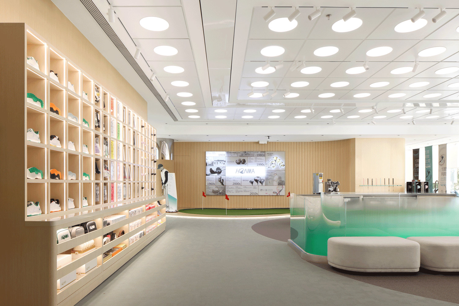 零售店設計,服裝零售店設計,服裝店設計,戶外品牌服裝零售店設計,零售店設計案例,零售店設計方案,上海HONMA之家新天地店,上海,DCDC DESIGN