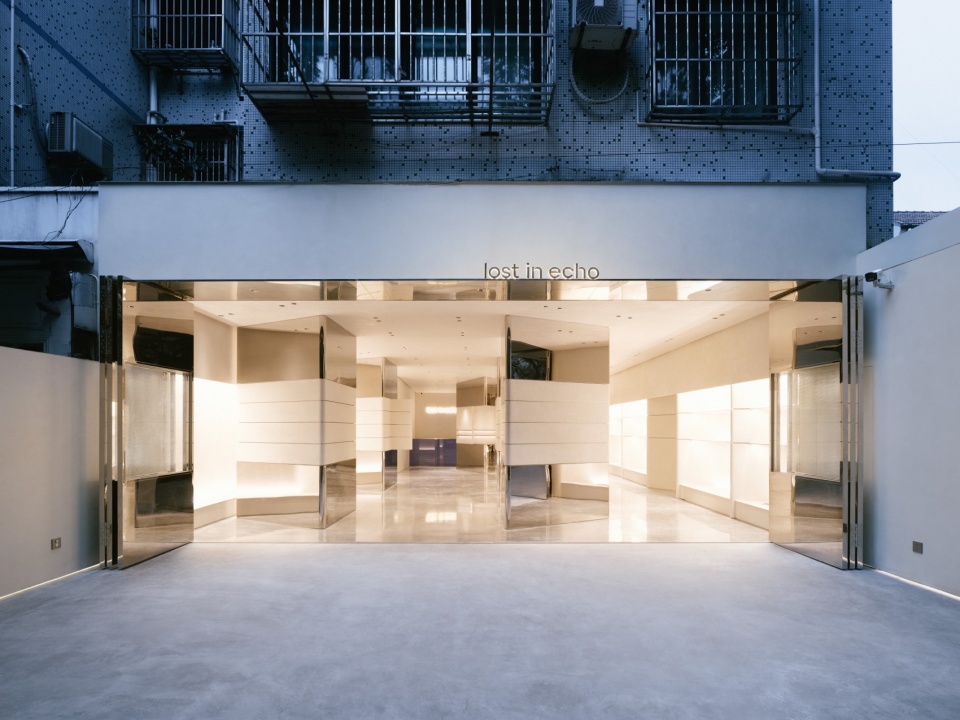 服裝店設計,服裝店設計案例,零售店設計,時裝店設計,服裝店設計方案,女裝店設計,上海lost in echo服裝店,上海,棟棲設計