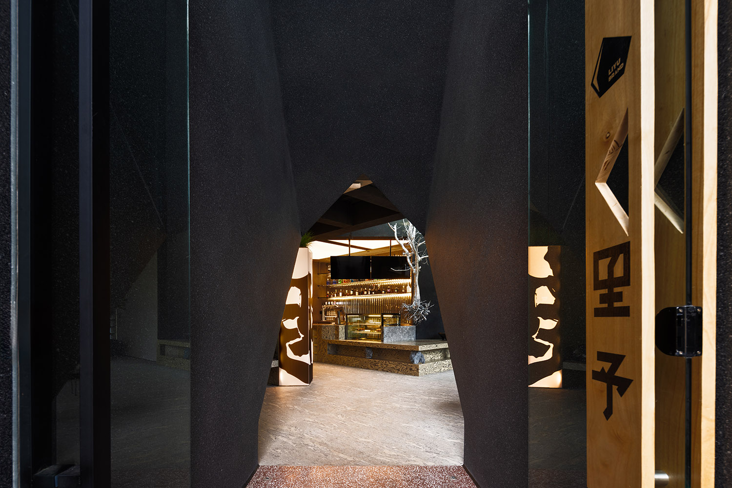 餐廳設計,休閑餐廳設計,餐廳改造,餐廳設計案例,餐廳設計方案,餐廳裝修,青島裏予SOCIAL餐廳,青島,左時建築設計